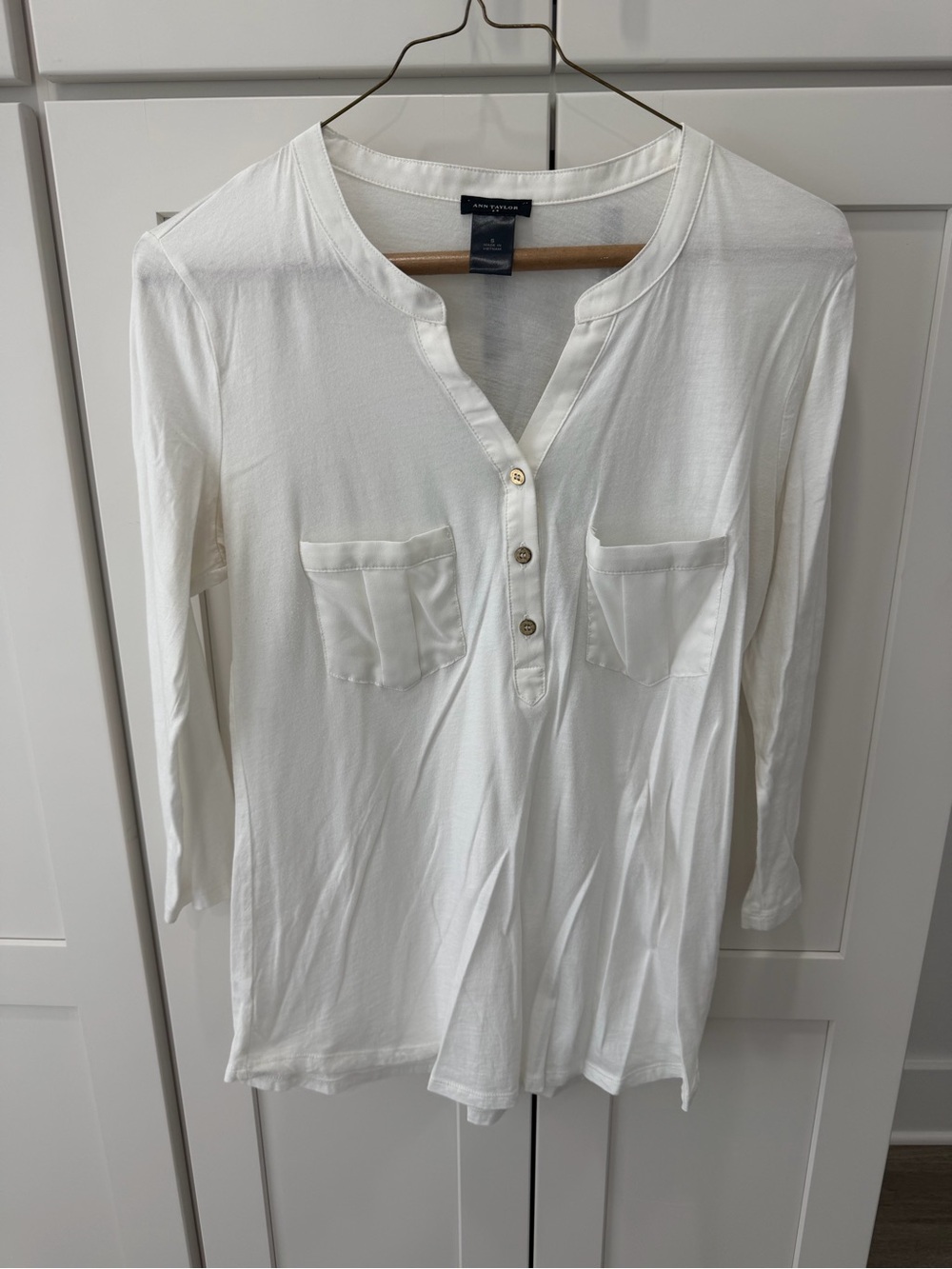 Ann Taylor 3/4 long sleeve shirt
